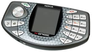 I-Cellulari-più-Brutti-di-Sempre-3